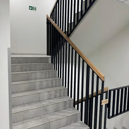 Cashmere Centrum Parking Czysta 4