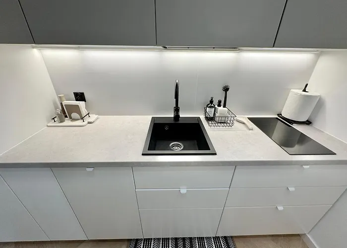 Cashmere Centrum Parking Czysta 4 דירה *