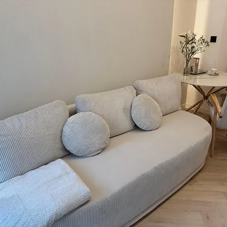 Cashmere Centrum Parking Czysta 4 * ヴロツワフ